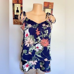 BANANA REPUBLIC BLOUSE SLEEVELESS EXCELLENT CONDITIONS SIZE M